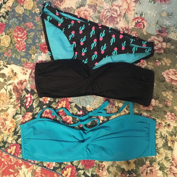 Mossimo Supply Co. Other - Mossimo, Catalina bikini bundle size Large